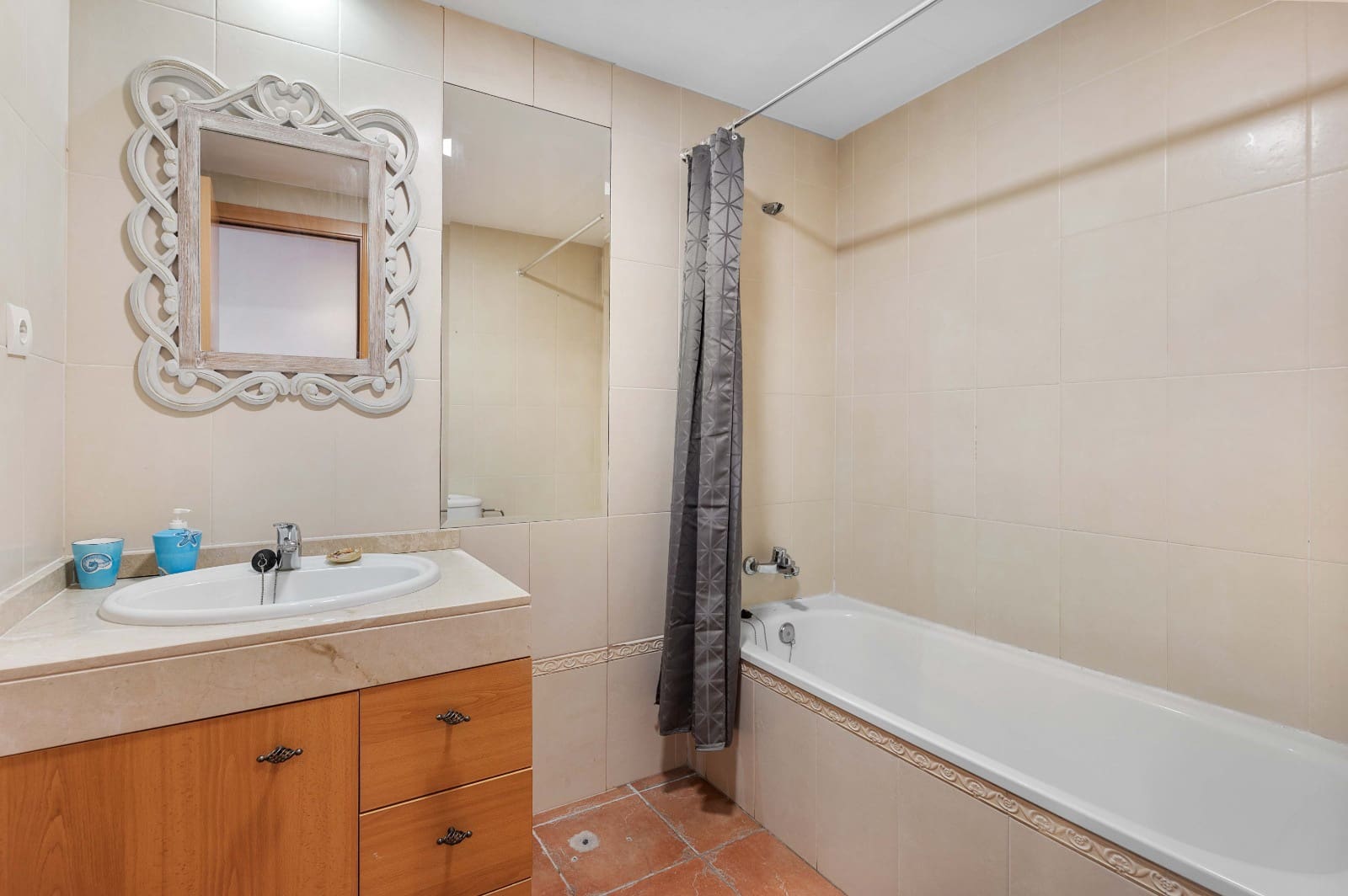 2 soverom Leilighet til salgs i Fuengirola med svømmebasseng garasje - € 328 000 (Ref: 9714059)