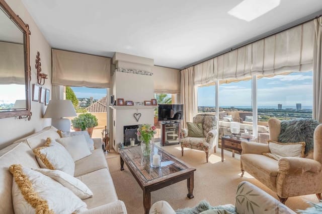 3 slaapkamer Penthouse te koop in Elviria, Marbella met zwembad garage - € 1.190.000 (Ref: 9725101)