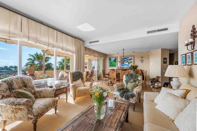 3 slaapkamer Penthouse te koop in Elviria, Marbella met zwembad garage - € 1.190.000 (Ref: 9725101)