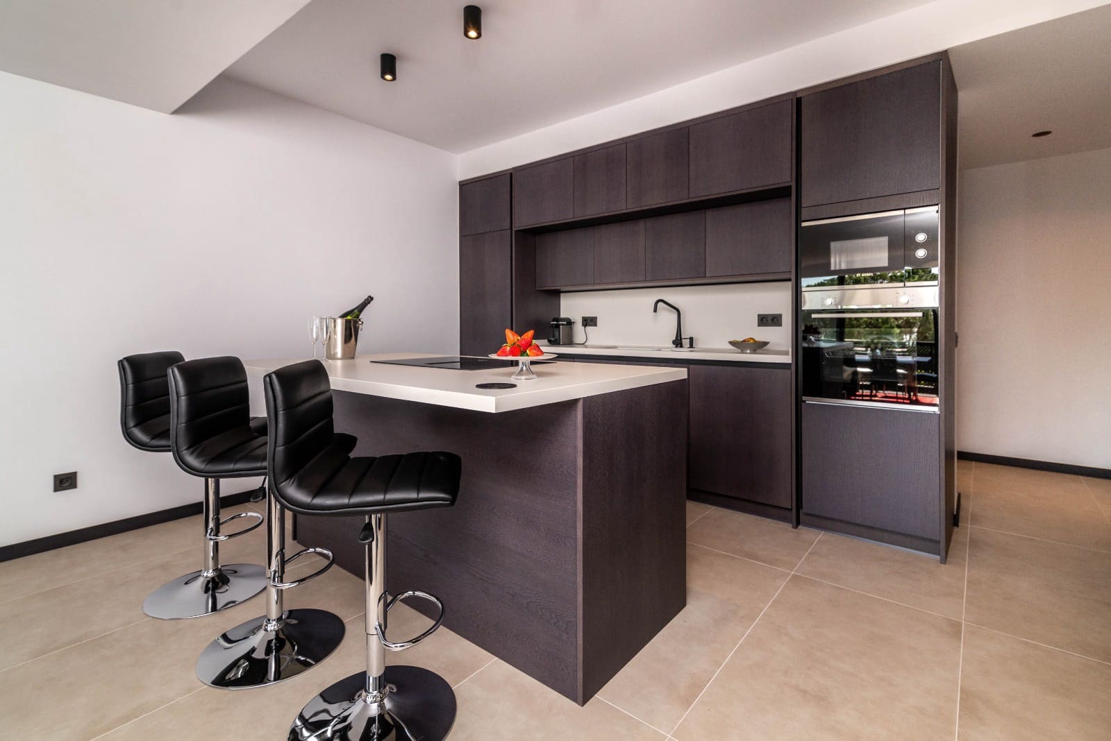 3 sovrum Strandlägenhet till salu i Elviria med pool - 735 000 € (Ref: 9800005)