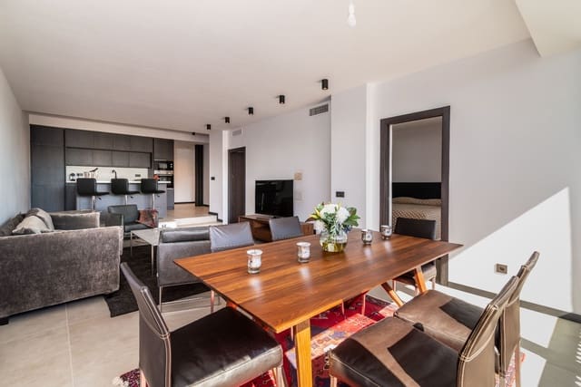 3 slaapkamer Strandappartement te koop in Elviria, Marbella met zwembad - € 735.000 (Ref: 9800005)