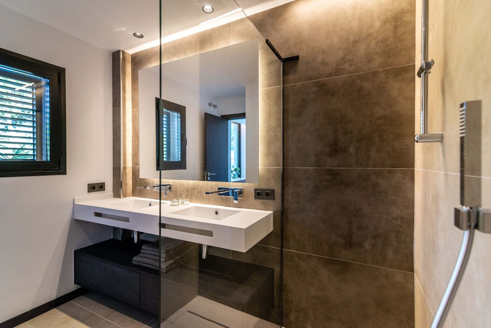 3 sovrum Strandlägenhet till salu i Elviria med pool - 735 000 € (Ref: 9800005)