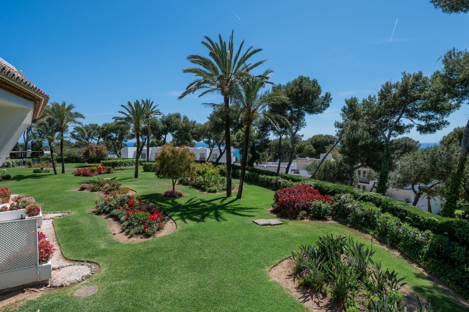 2 bedroom Apartment for sale in Miraflores with pool - € 465,000 (Ref: 9834603)