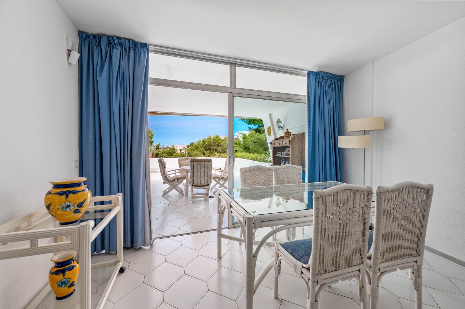 2 bedroom Apartment for sale in Miraflores with pool - € 435,000 (Ref: 9834603)