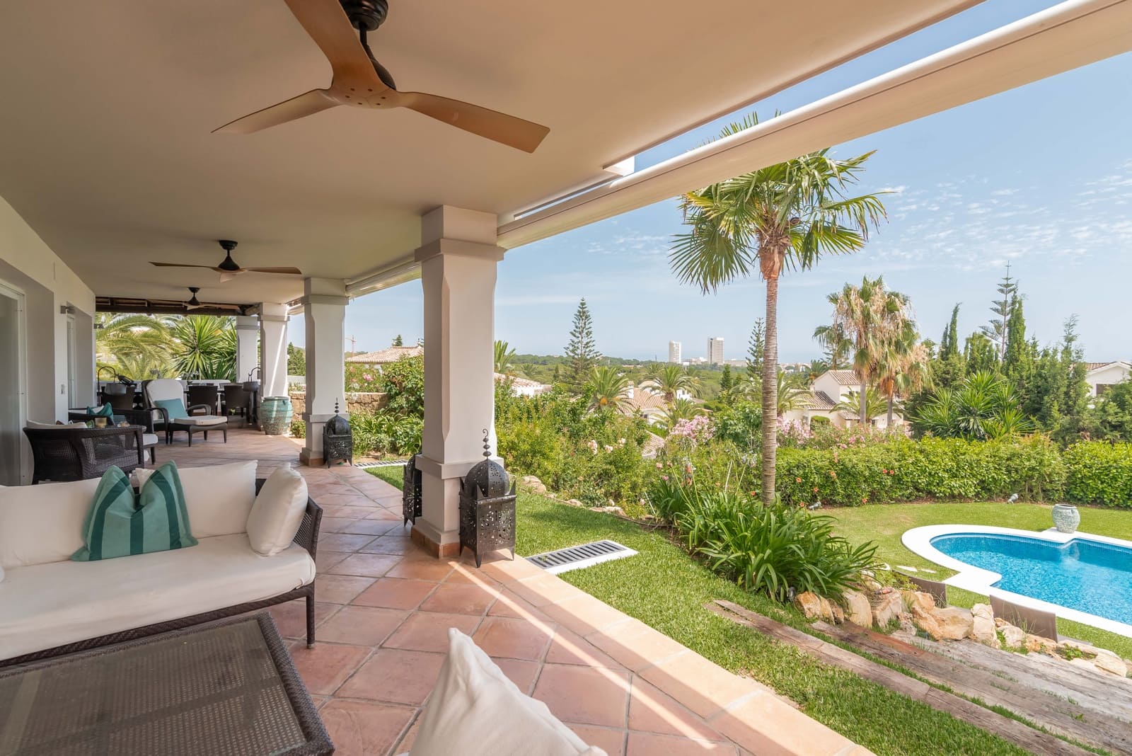 6 quarto Moradia para venda em Elviria com piscina garagem - 2 850 000 € (Ref: 9848215)