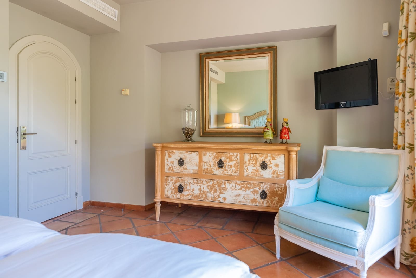6 quarto Moradia para venda em Elviria com piscina garagem - 2 850 000 € (Ref: 9848215)