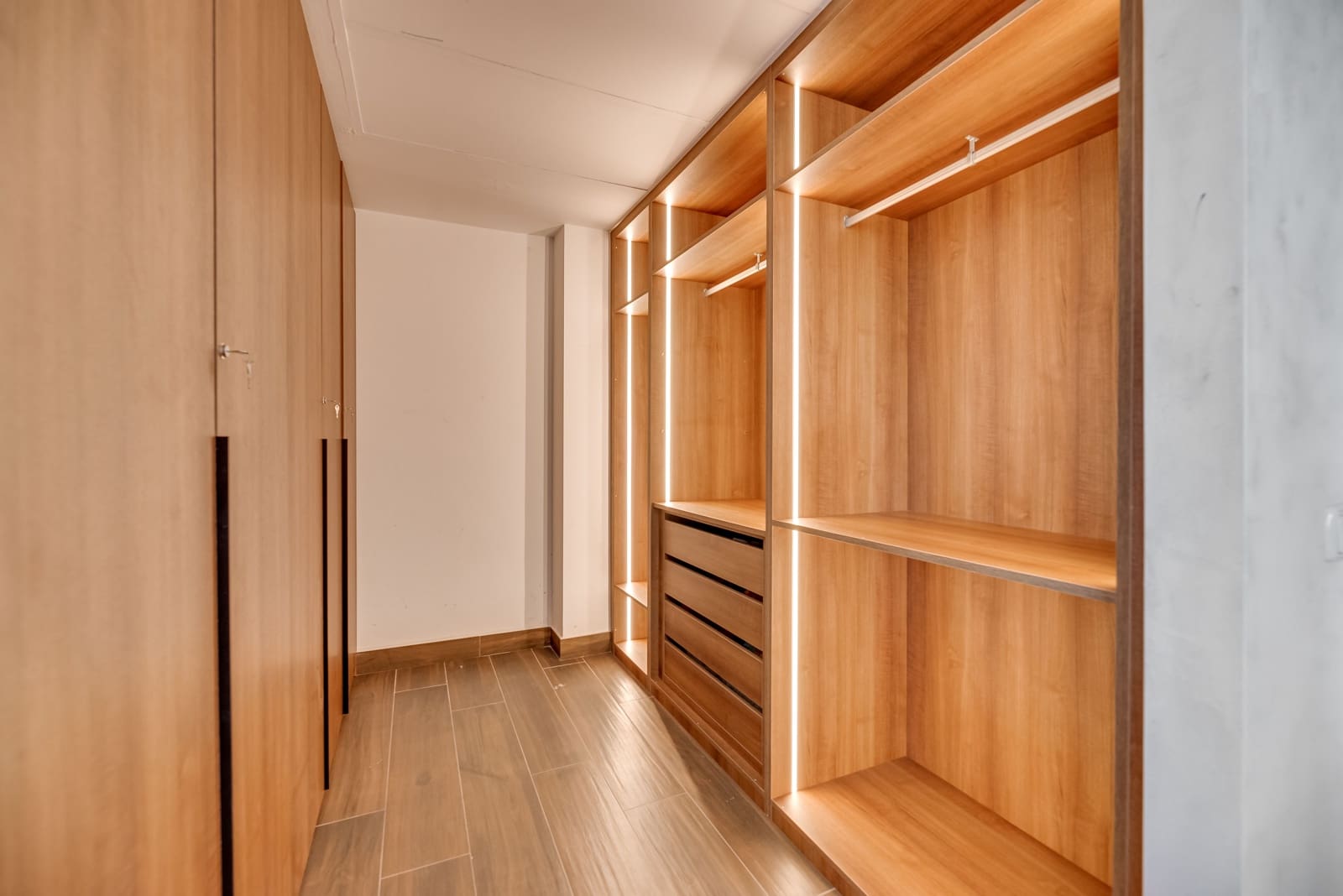 6 quarto Moradia para venda em Elviria com piscina garagem - 2 850 000 € (Ref: 9848215)