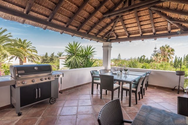 6 Zimmer Villa zu verkaufen in Elviria, Marbella mit Pool Garage - 2.850.000 € (Ref: 9848215)