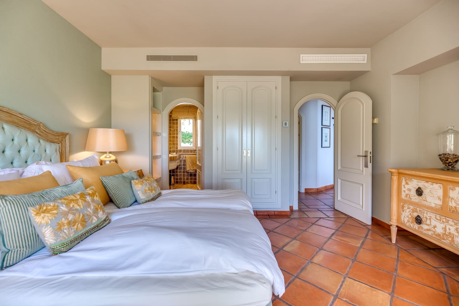 6 quarto Moradia para venda em Elviria com piscina garagem - 2 850 000 € (Ref: 9848215)
