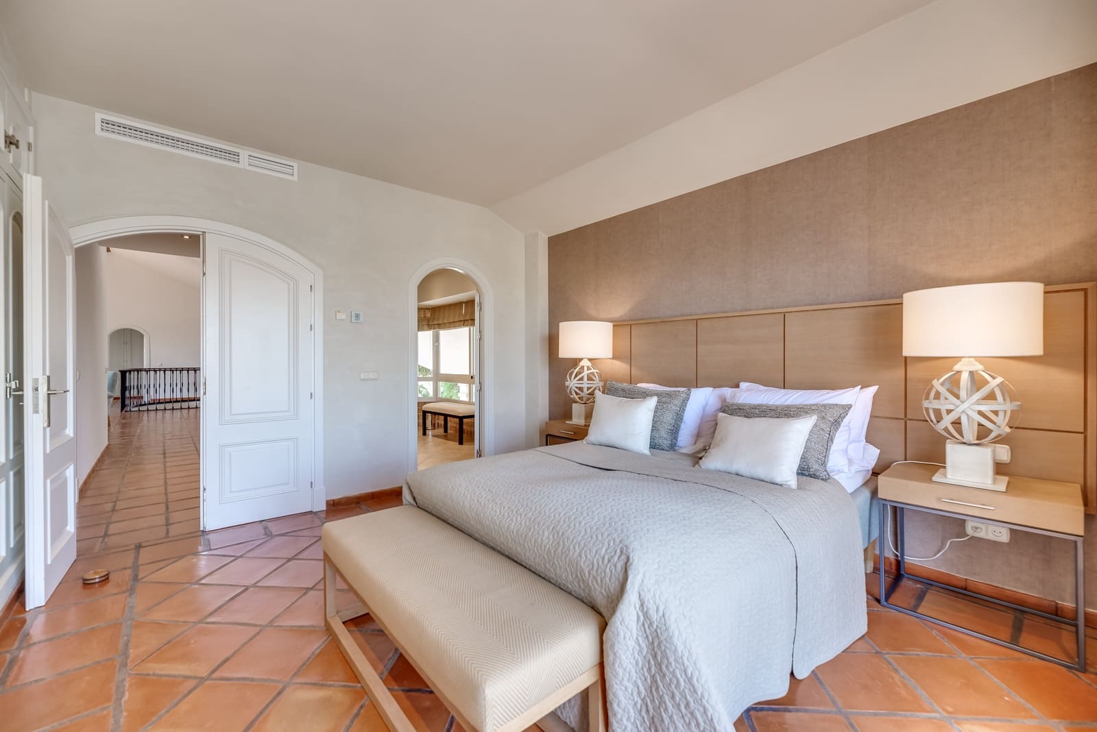 6 quarto Moradia para venda em Elviria com piscina garagem - 2 850 000 € (Ref: 9848215)