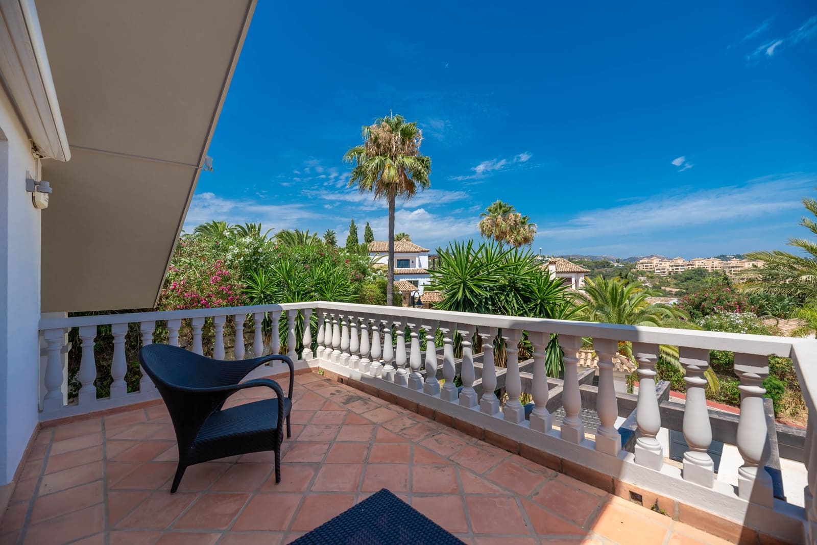 6 quarto Moradia para venda em Elviria com piscina garagem - 2 850 000 € (Ref: 9848215)
