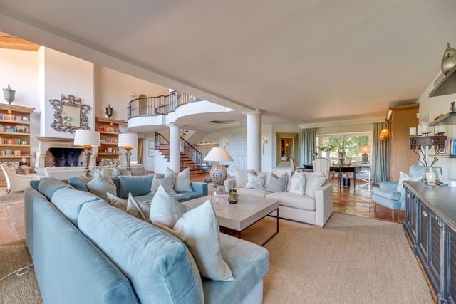 6 Zimmer Villa zu verkaufen in Elviria, Marbella mit Pool Garage - 2.850.000 € (Ref: 9848215)