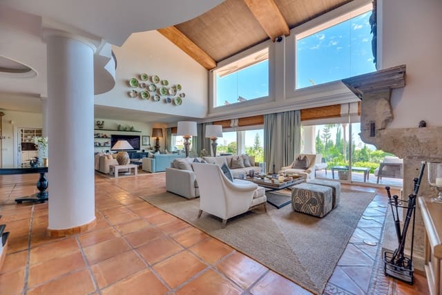 6 Zimmer Villa zu verkaufen in Elviria, Marbella mit Pool Garage - 2.850.000 € (Ref: 9848215)