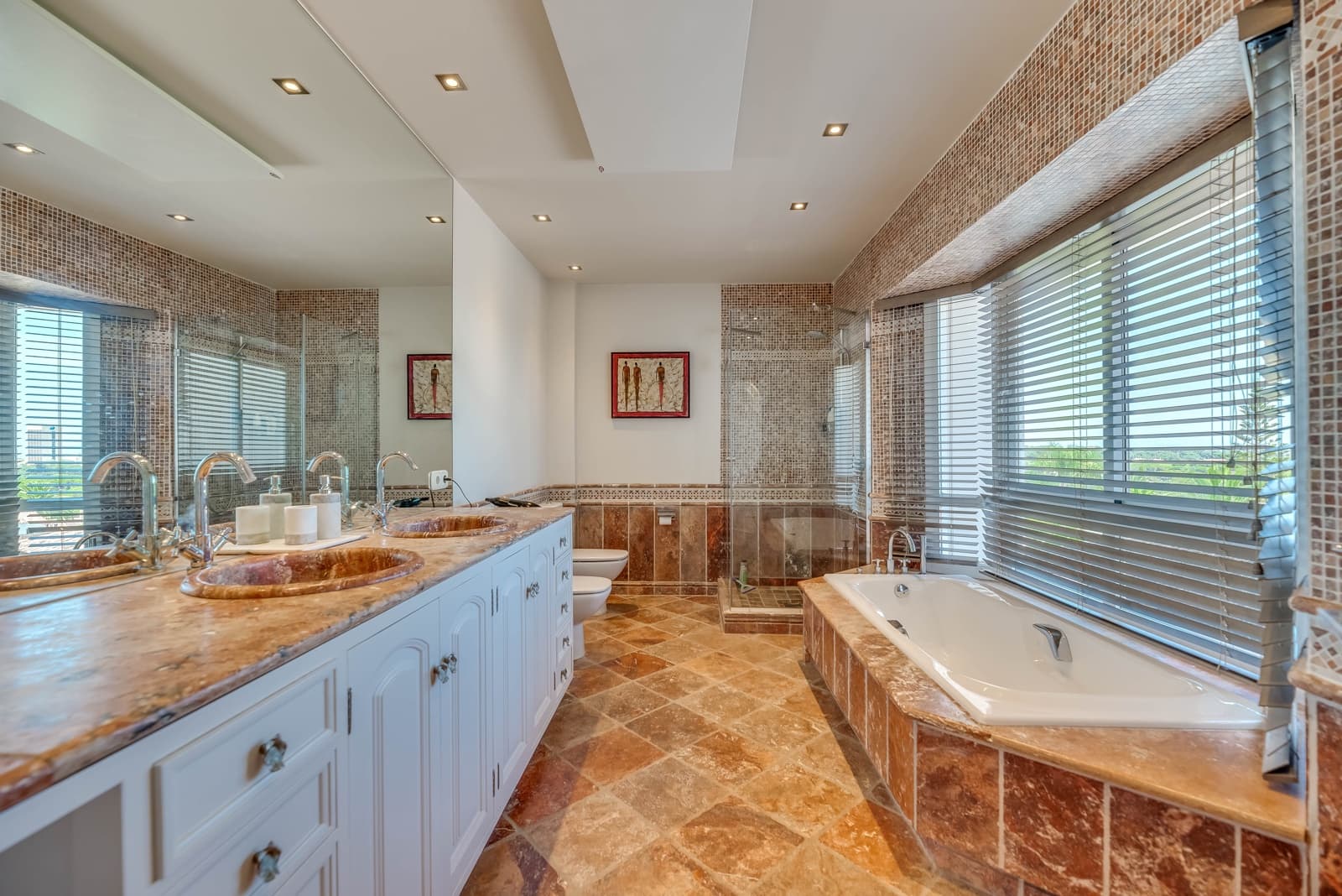 6 quarto Moradia para venda em Elviria com piscina garagem - 2 850 000 € (Ref: 9848215)