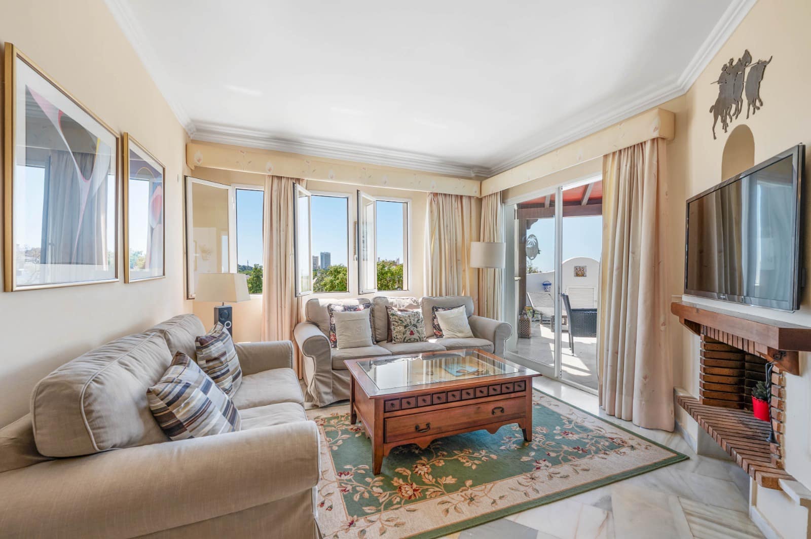 2 quarto Penthouse para venda em Elviria com piscina - 475 000 € (Ref: 9899798)