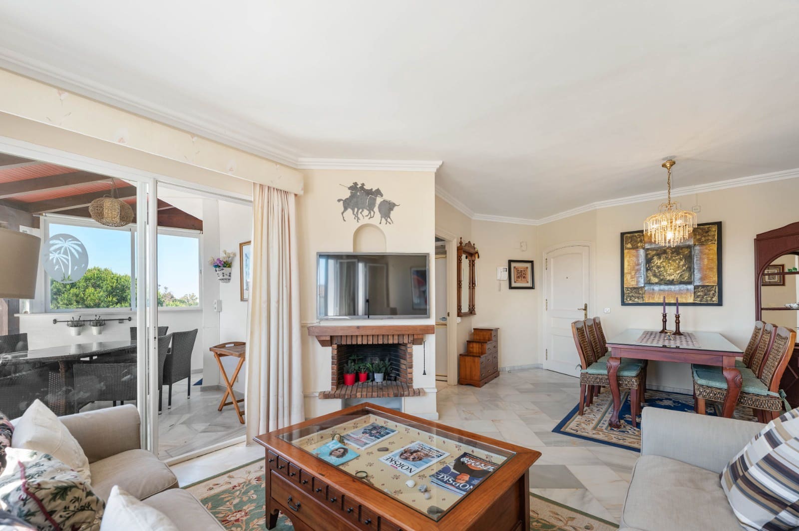 2 quarto Penthouse para venda em Elviria com piscina - 475 000 € (Ref: 9899798)