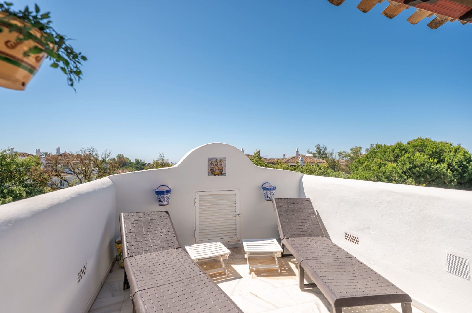 2 quarto Penthouse para venda em Elviria com piscina - 475 000 € (Ref: 9899798)