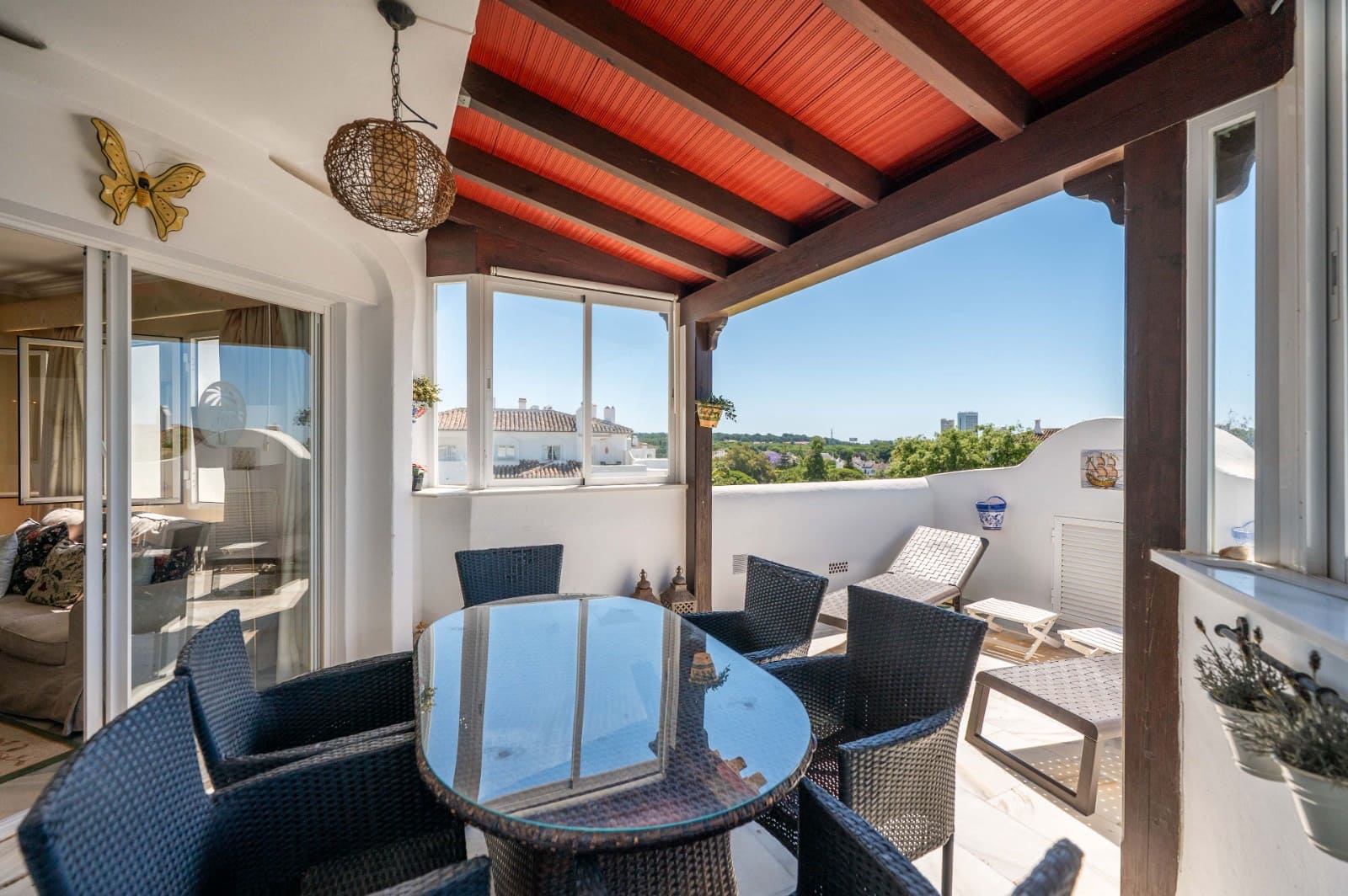 2 quarto Penthouse para venda em Elviria com piscina - 475 000 € (Ref: 9899798)