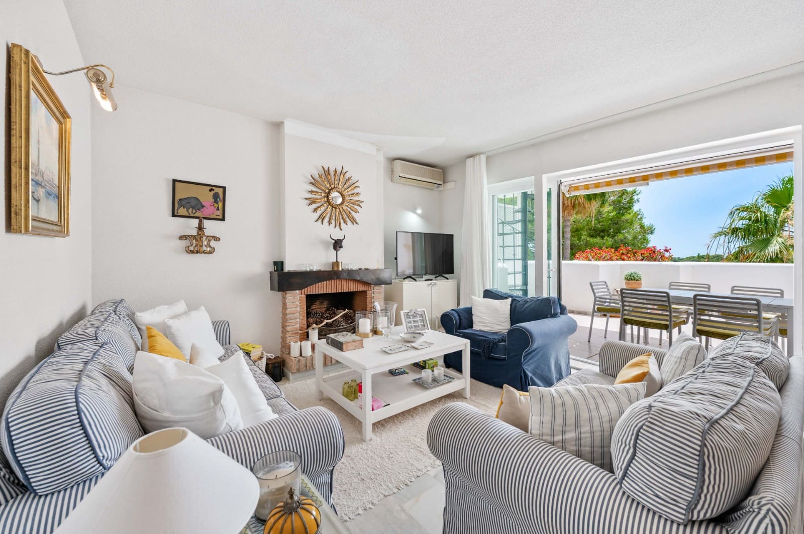 3 Zimmer Penthouse zu verkaufen in Calahonda mit Pool - 485.000 € (Ref: 9922669)