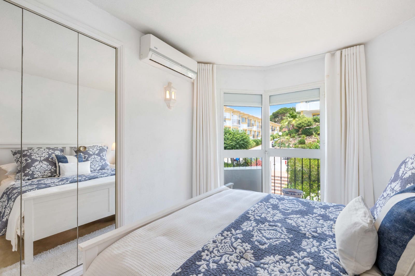 3 Zimmer Penthouse zu verkaufen in Calahonda mit Pool - 485.000 € (Ref: 9922669)