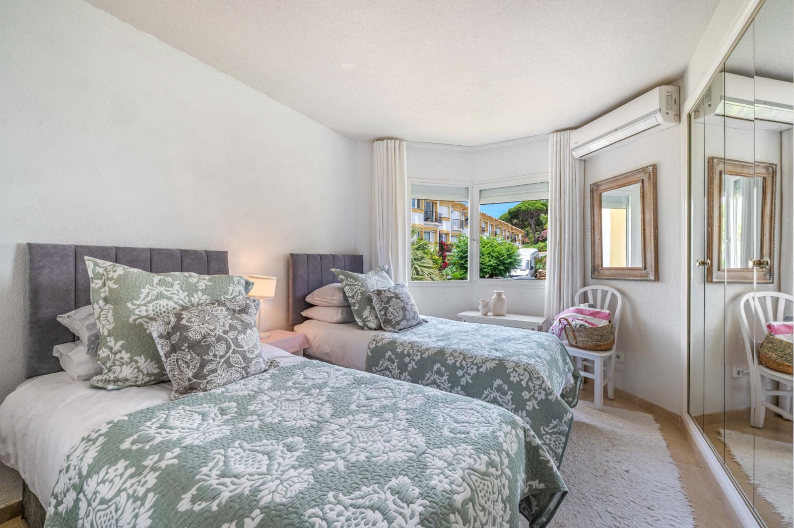 3 Zimmer Penthouse zu verkaufen in Calahonda mit Pool - 485.000 € (Ref: 9922669)
