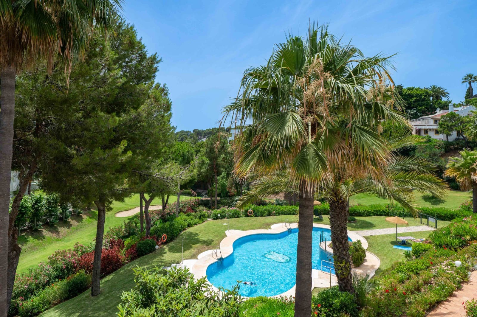 3 Zimmer Penthouse zu verkaufen in Calahonda mit Pool - 485.000 € (Ref: 9922669)