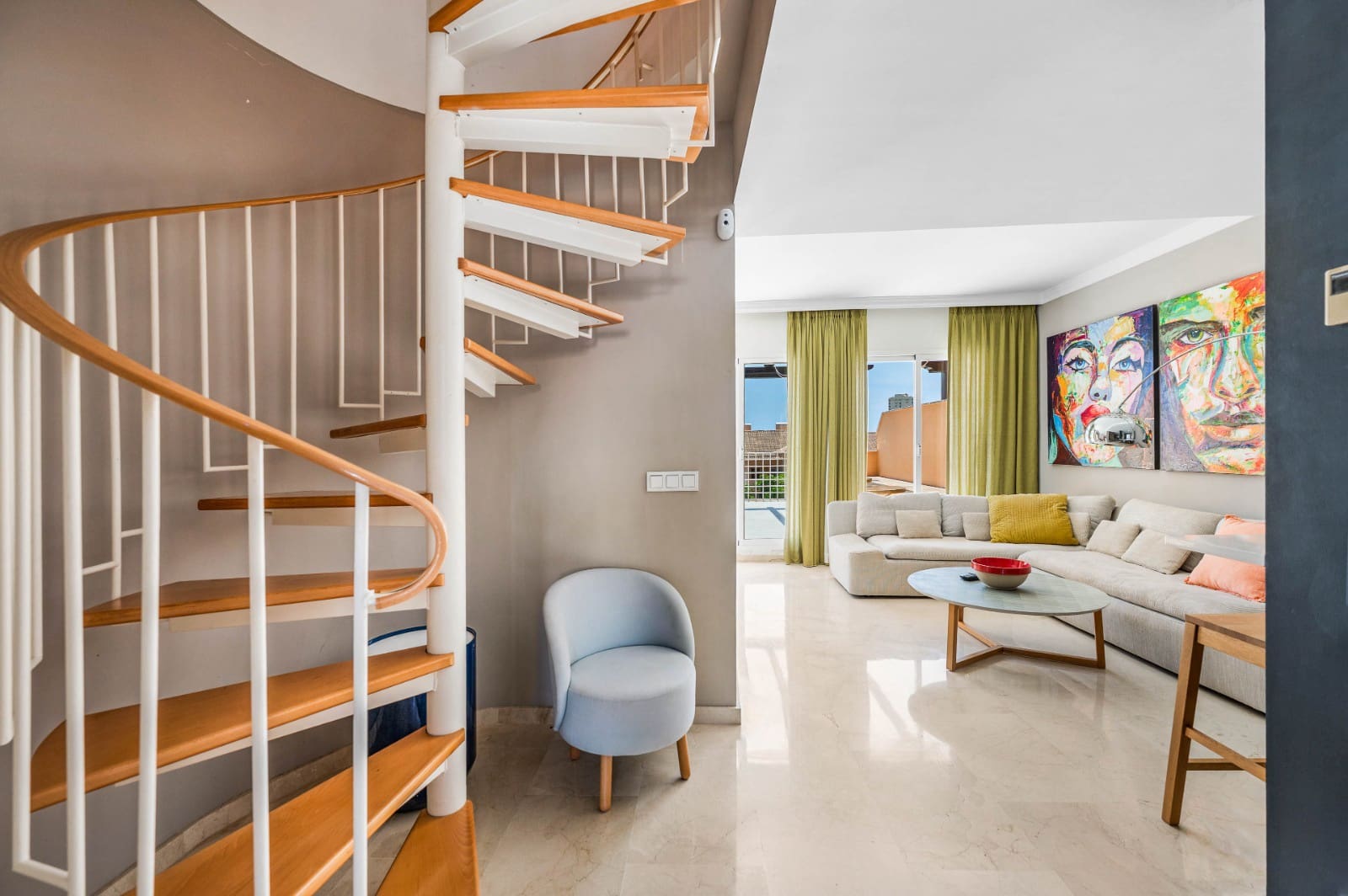 2 Zimmer Apartment zu verkaufen in Elviria mit Pool Garage - 550.000 € (Ref: 9938645)