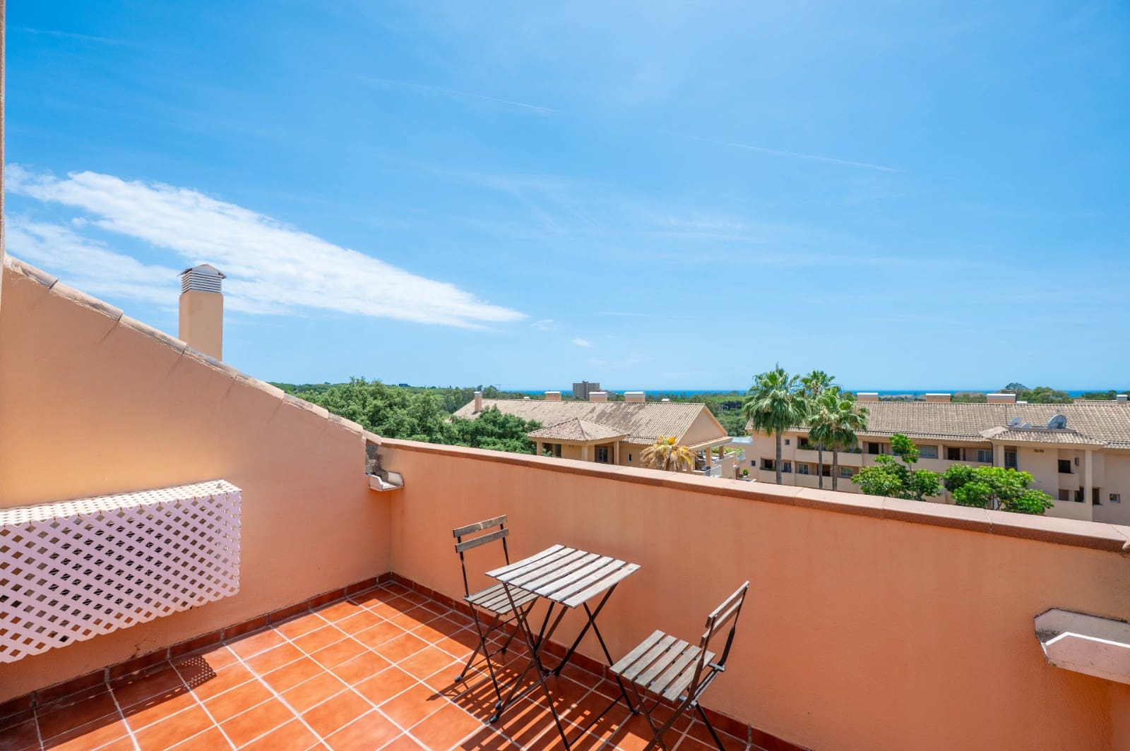 2 Zimmer Apartment zu verkaufen in Elviria mit Pool Garage - 550.000 € (Ref: 9938645)