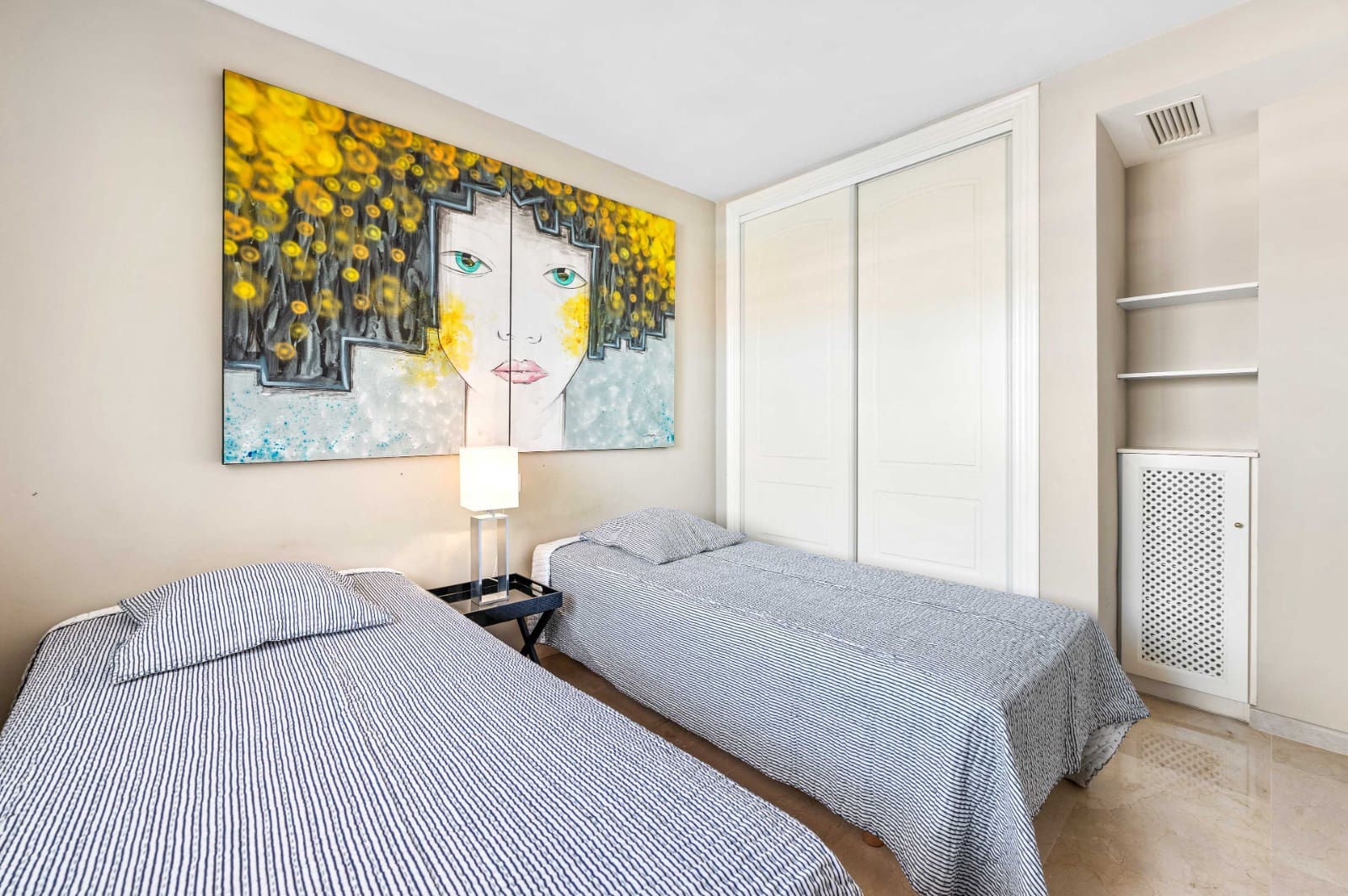 2 Zimmer Apartment zu verkaufen in Elviria mit Pool Garage - 550.000 € (Ref: 9938645)
