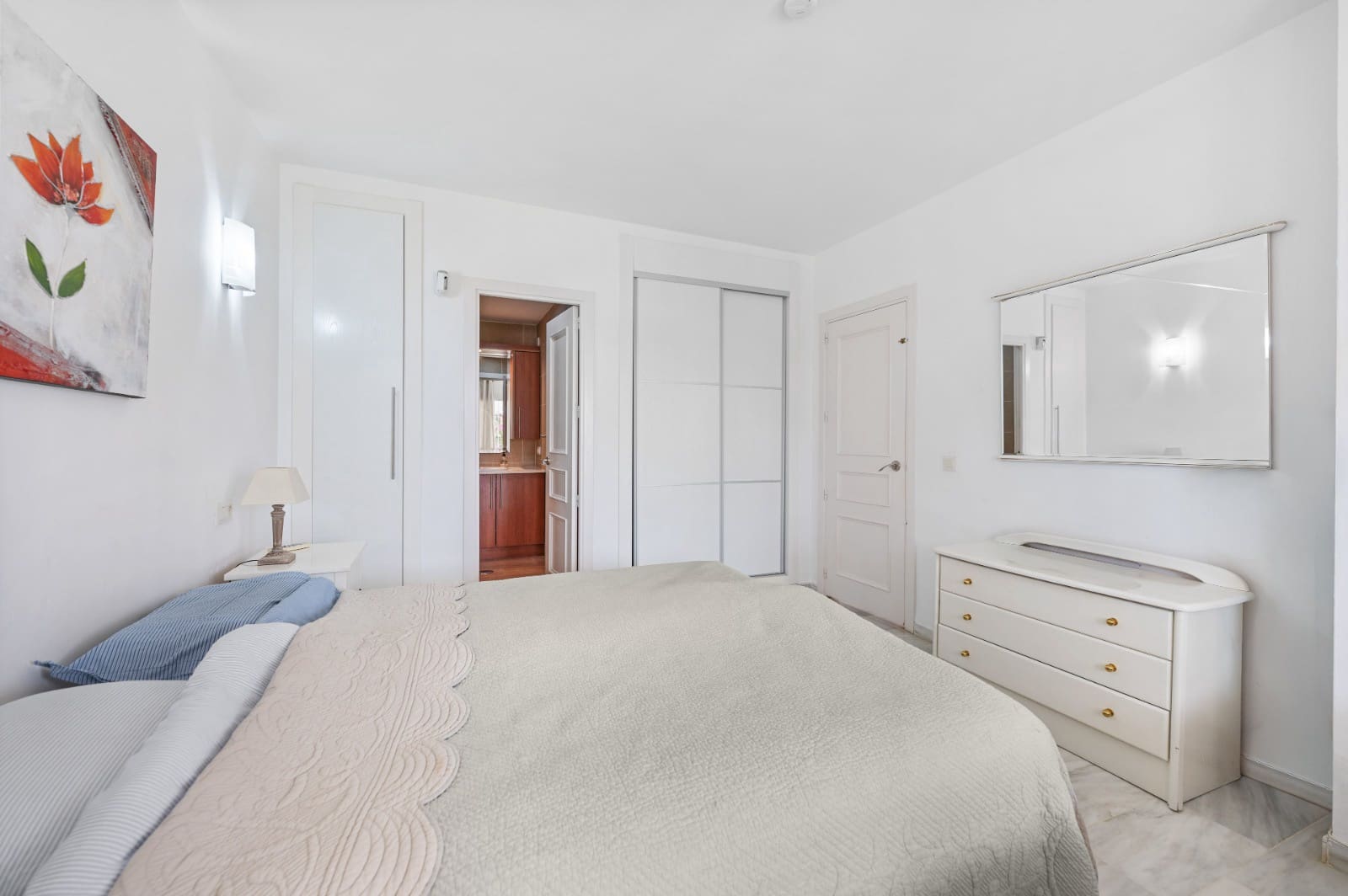 2 Zimmer Apartment zu verkaufen in Calahonda mit Pool Garage - 374.000 € (Ref: 9938721)