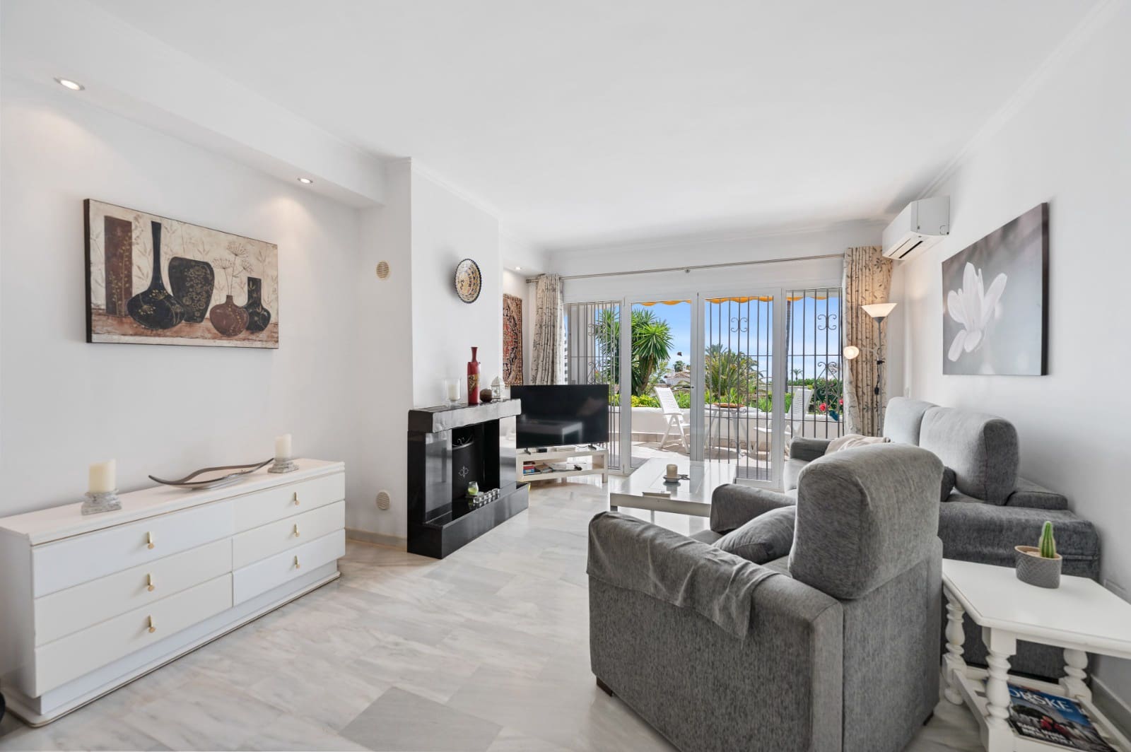 2 Zimmer Apartment zu verkaufen in Calahonda mit Pool Garage - 374.000 € (Ref: 9938721)