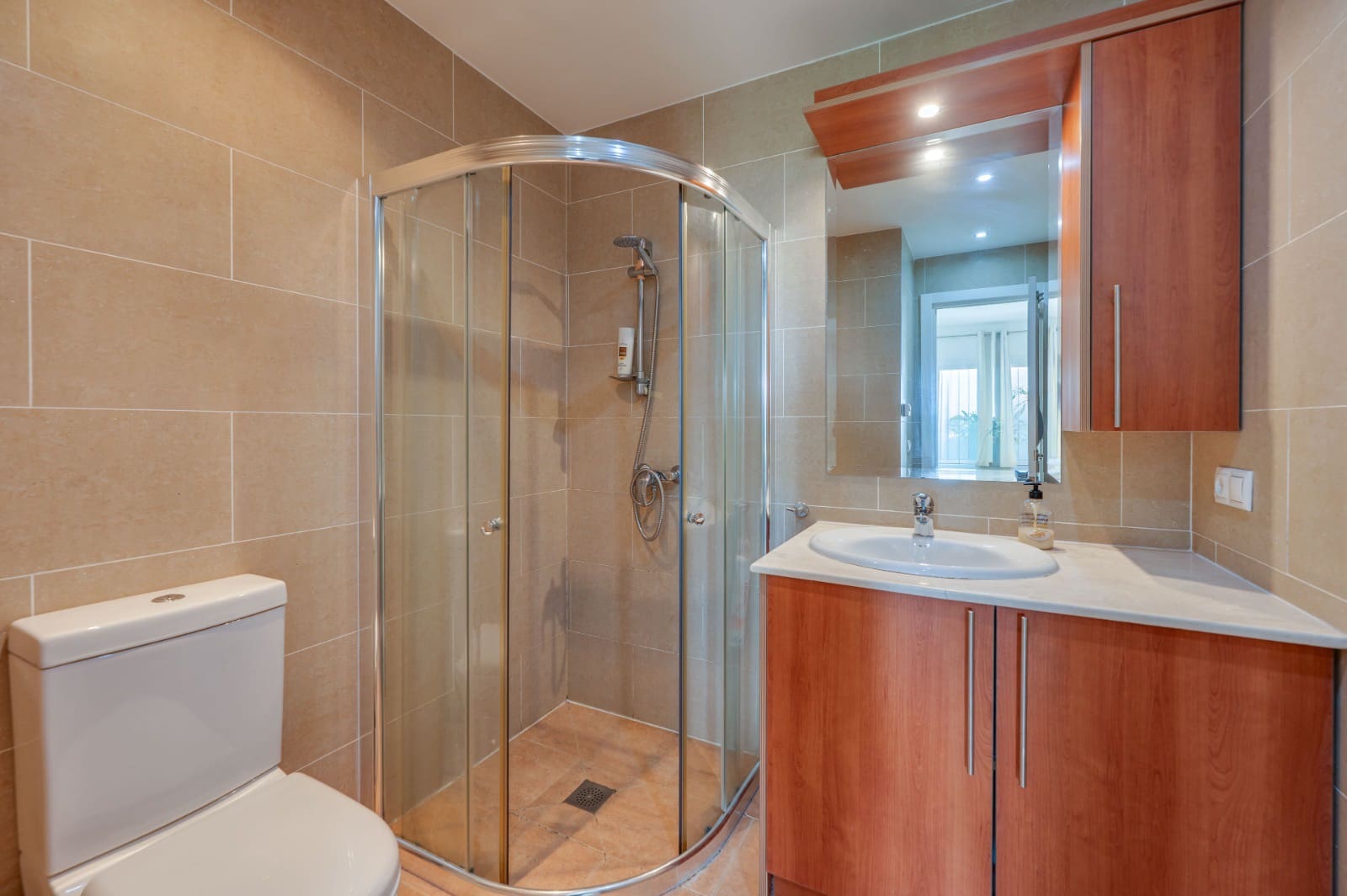 2 Zimmer Apartment zu verkaufen in Calahonda mit Pool Garage - 374.000 € (Ref: 9938721)