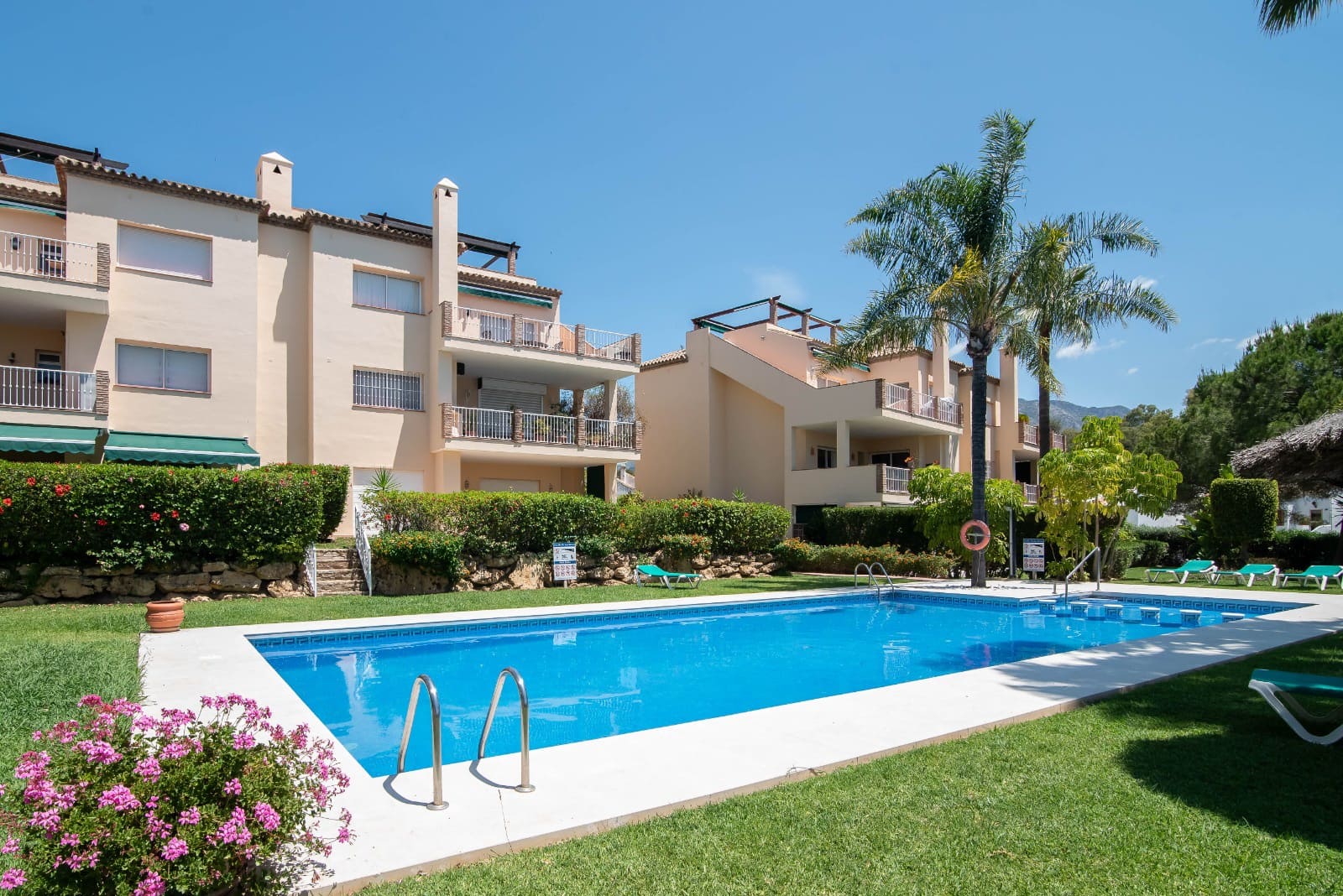 3 camera da letto Appartamento in vendita in Nueva Andalucia con piscina - 565.000 € (Rif: 9954548)