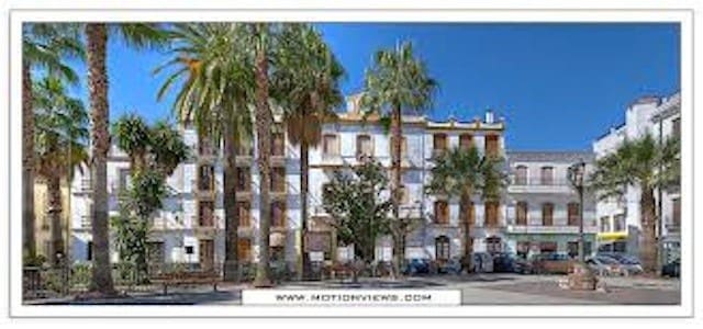 6 soveværelse Villa til salg i Coin - € 1.900.000 (Ref: 3123057)