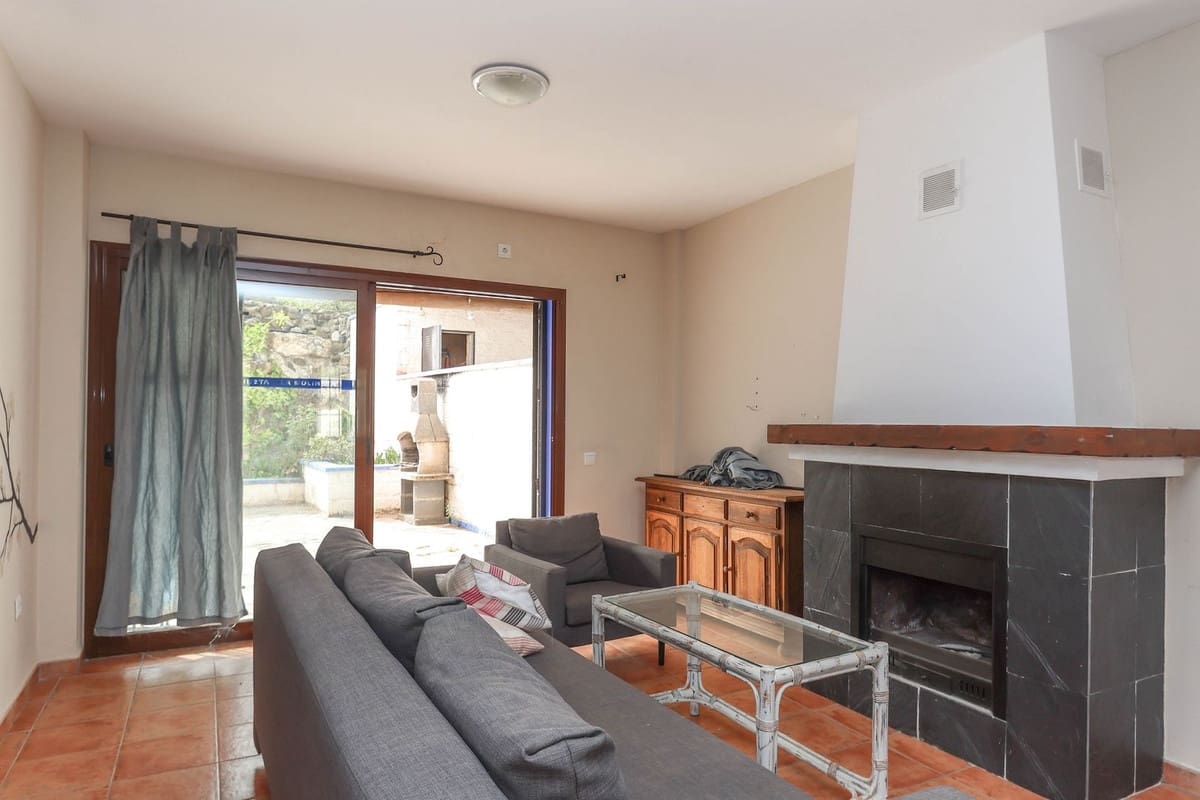 14 soveværelse Hotel til salg i Guaro med swimmingpool garage - € 780.000 (Ref: 3123089)