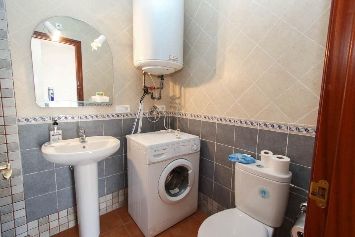 7 Zimmer Haus zu verkaufen in Guaro - 430.000 € (Ref: 3228916)