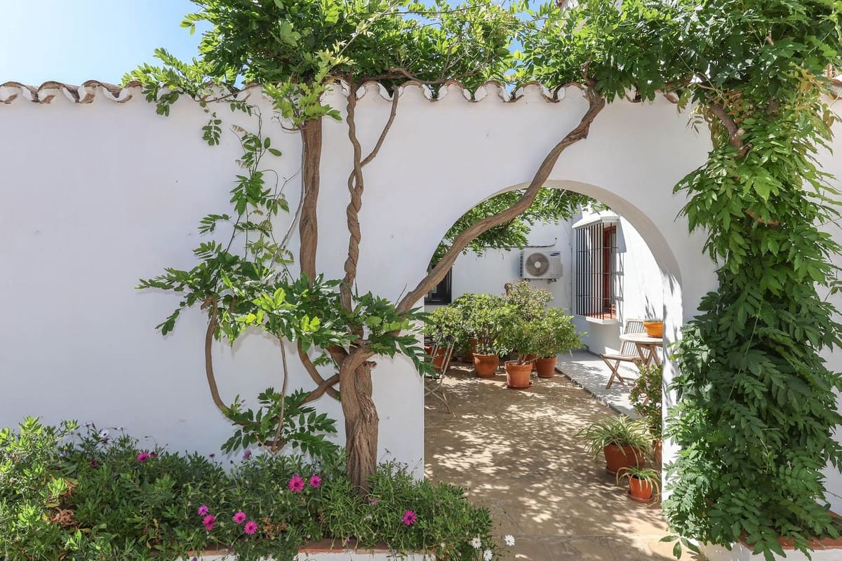 7 soverom Hotell til salgs i Alora - € 1 195 000 (Ref: 3470790)