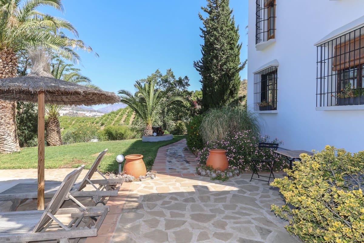 Hotel de 7 habitaciones en Alora en venta - 1.195.000 € (Ref: 3470790)