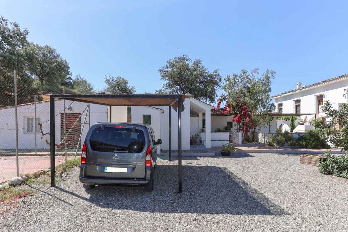 Hotel de 7 habitaciones en Alora en venta - 1.195.000 € (Ref: 3470790)