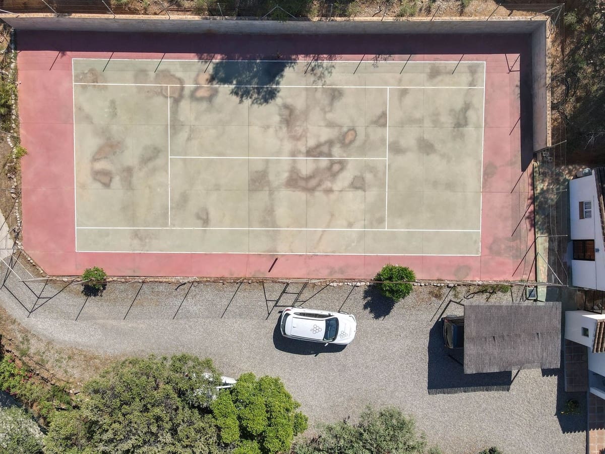 Hotel de 7 habitaciones en Alora en venta - 1.195.000 € (Ref: 3470790)