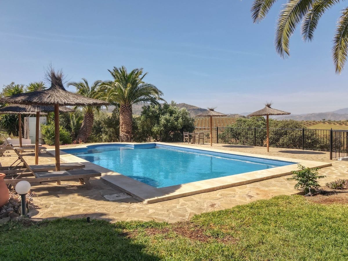 Hotel de 7 habitaciones en Alora en venta - 1.195.000 € (Ref: 3470790)