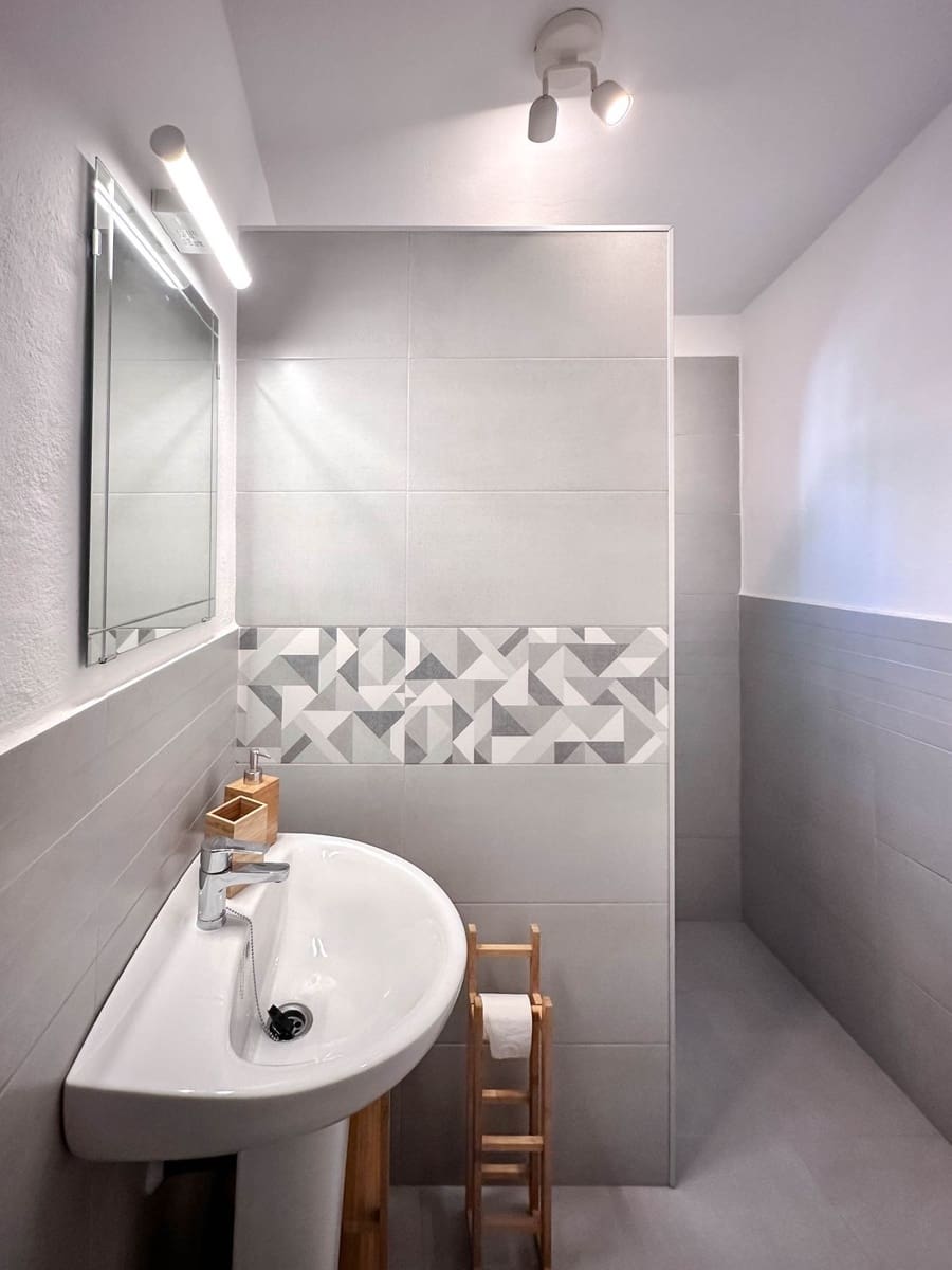 7 sypialnia Hotel na sprzedaż w Alora - 1 195 000 € (Ref: 3470790)