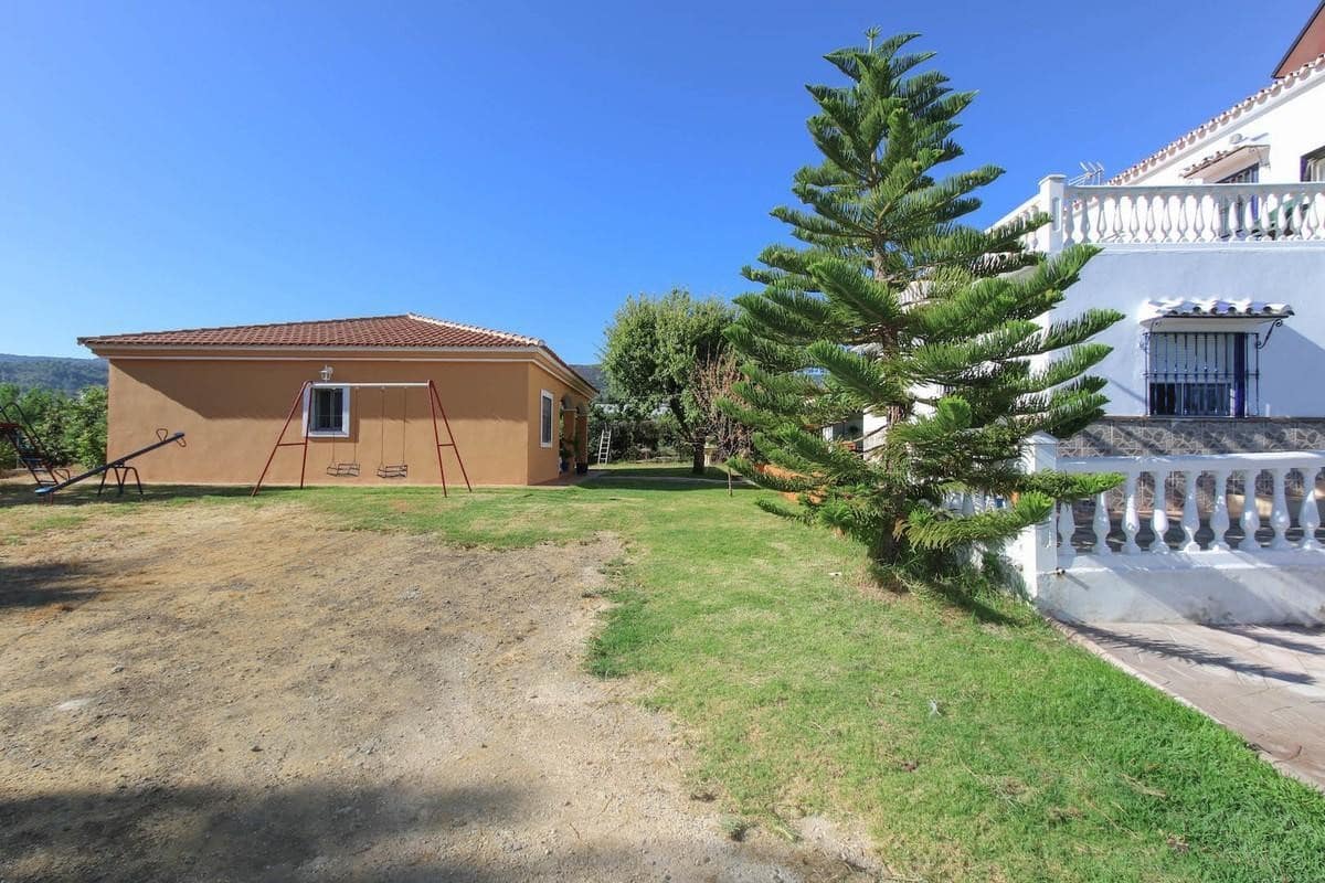 5 soveværelse Villa til salg i Alhaurin de la Torre - € 997.000 (Ref: 4123962)