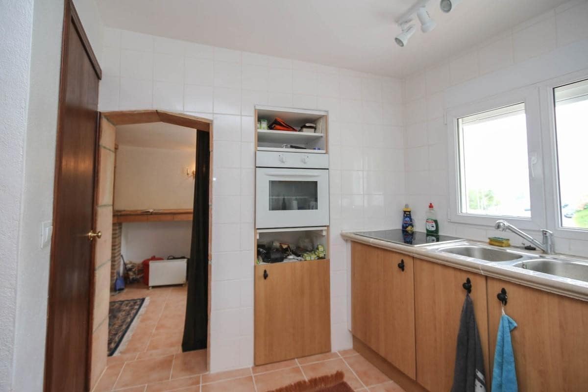 3 makuuhuone Omakotitalo myytävänä paikassa Tolox - 159 950 € (Ref: 4463365)