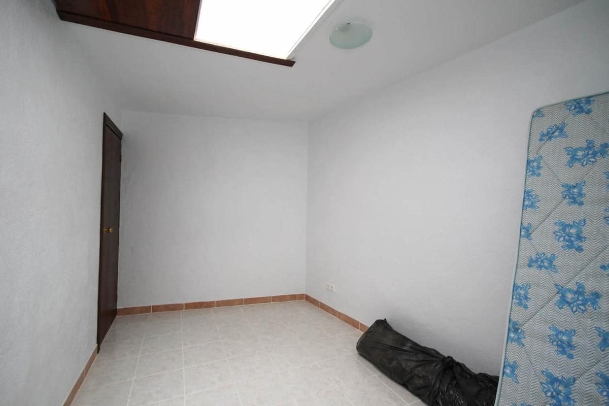 3 makuuhuone Omakotitalo myytävänä paikassa Tolox - 159 950 € (Ref: 4463365)