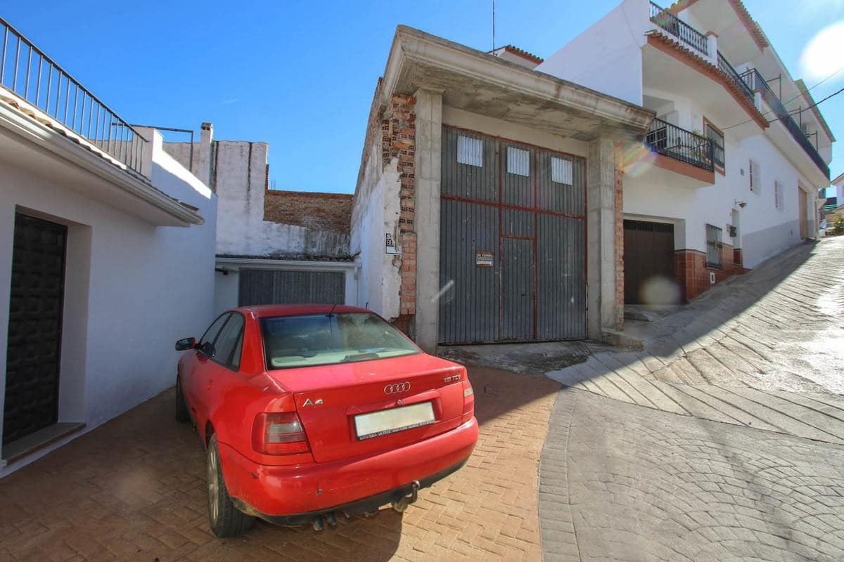 Erhverv til salg i Guaro - € 295.000 (Ref: 4544696)