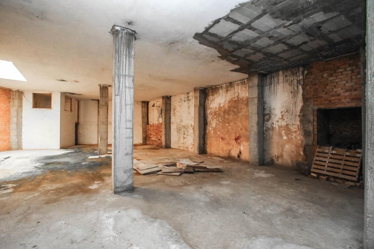 Erhverv til salg i Guaro - € 295.000 (Ref: 4544696)