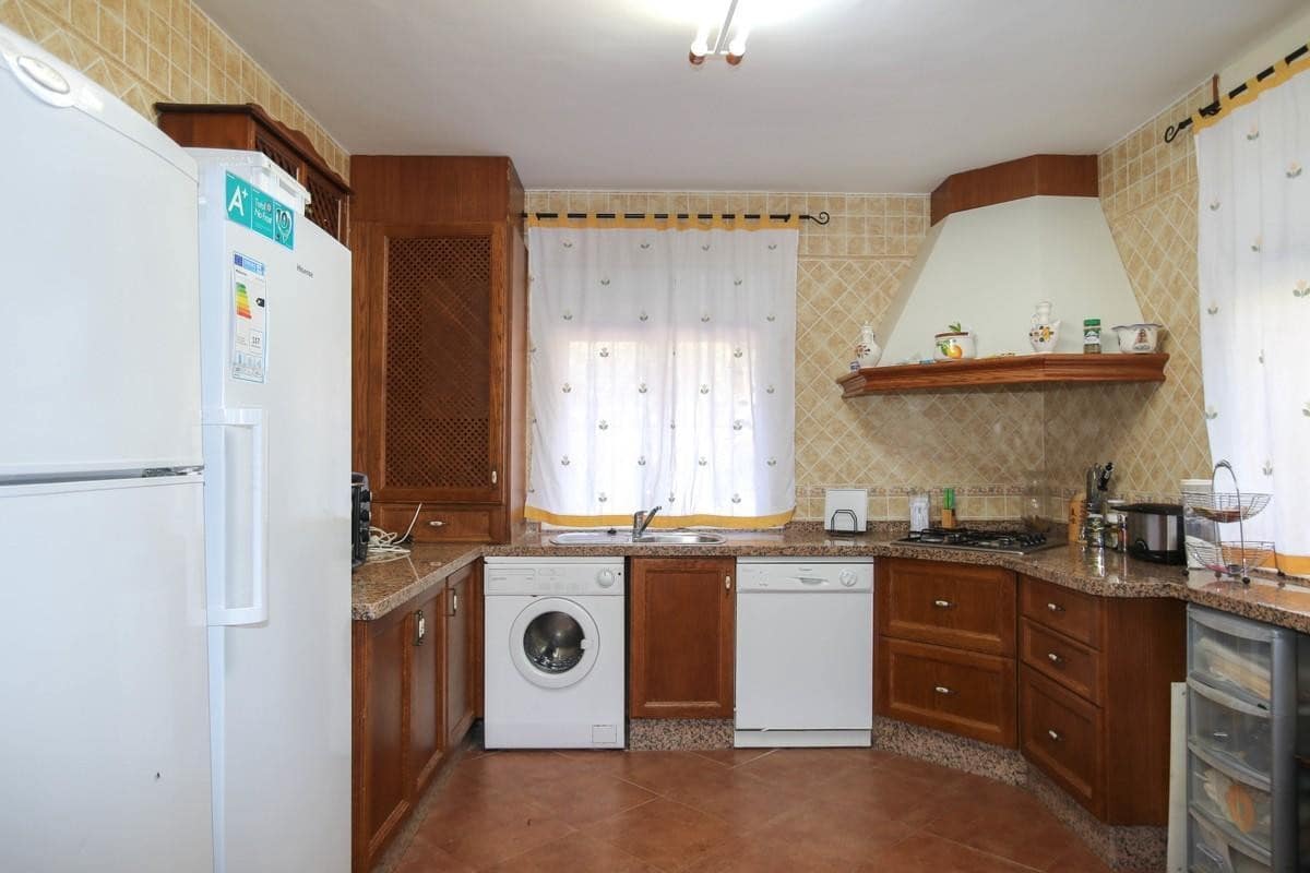 5 soverom Villa til salgs i Monda - € 480 000 (Ref: 4836649)