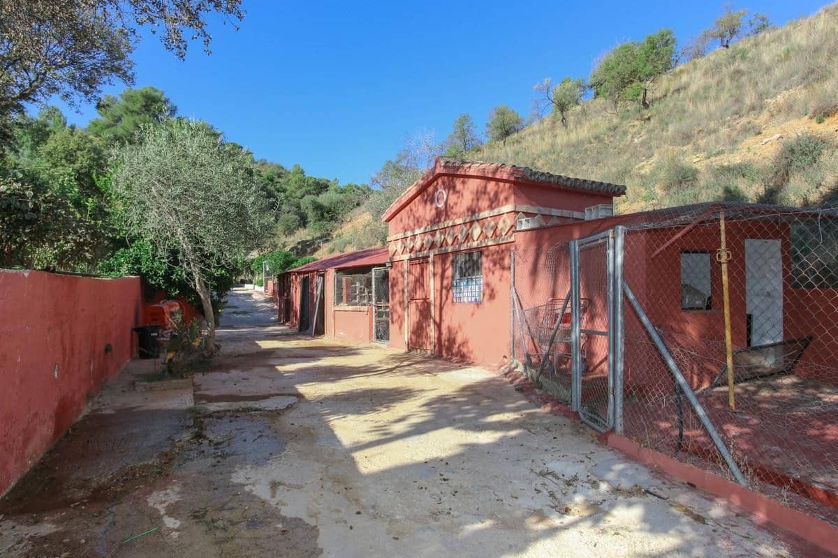 5 soverom Villa til salgs i Monda - € 480 000 (Ref: 4836649)