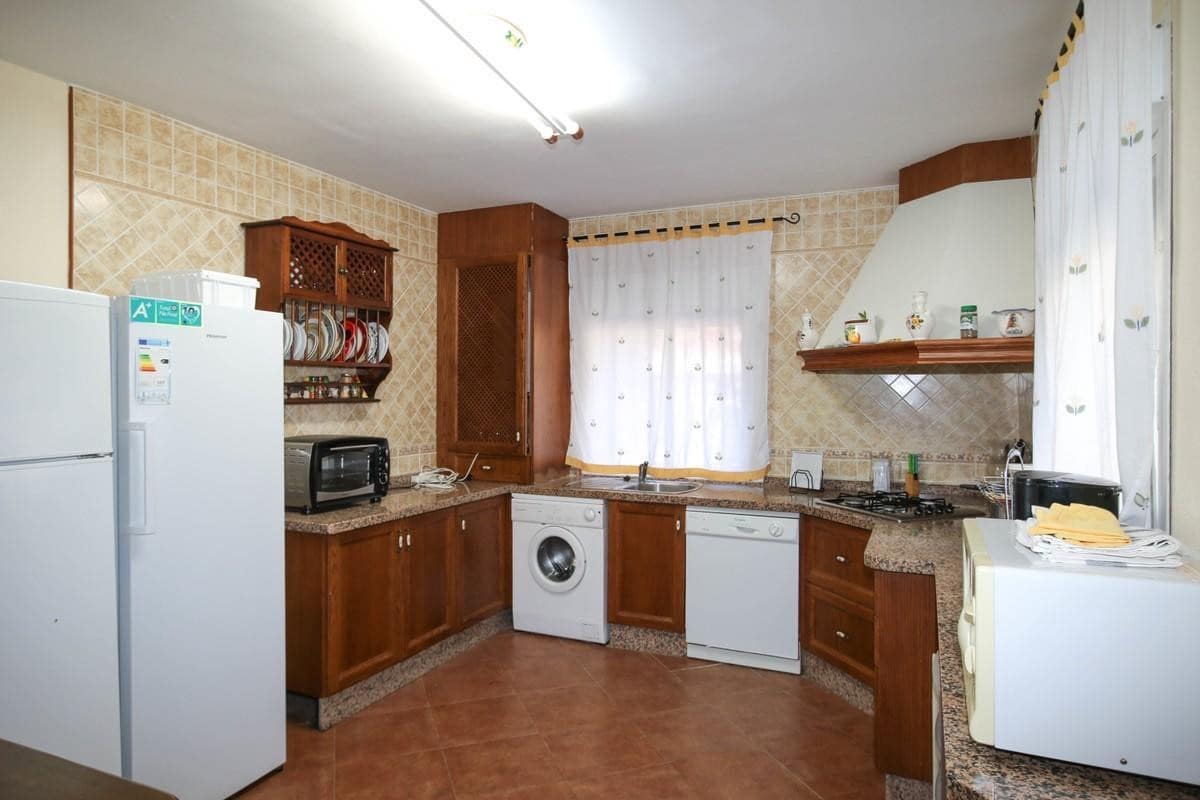 5 soverom Villa til salgs i Monda - € 480 000 (Ref: 4836649)